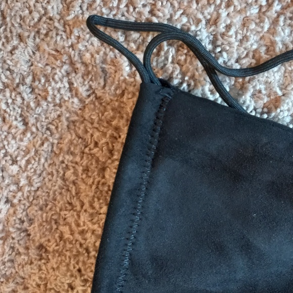 thigh high black heeled fashion boots - Picture 3 of 4